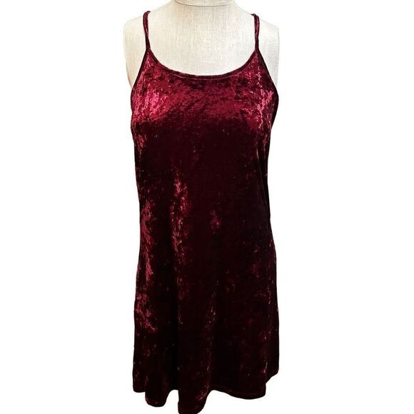 Crushed Velvet Y2K Red Slip Dress Messy Buns Lazy Days Scoop Neck Above Knee M - Picture 1 of 6
